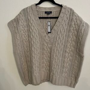 Lea & Viola Beige Cable Knit V-Neck Sweater